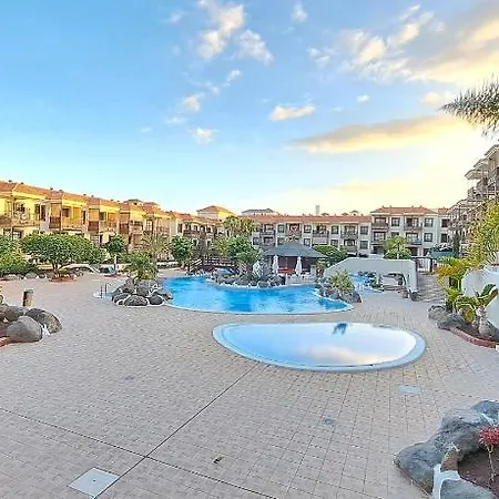 Cozy Front Of The Ocean, With Espectacular View, Pool And Free Wifi In