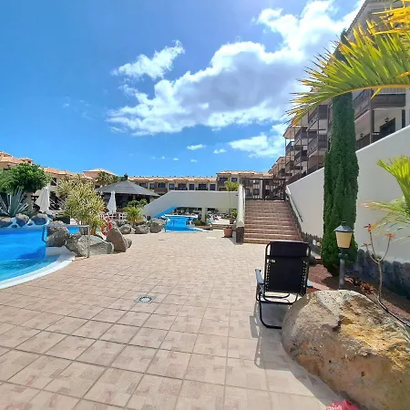 アパート Cozy Front Of The Ocean, With Espectacular View, Pool And Free Wifi In コスタ・デル・シレンチオ