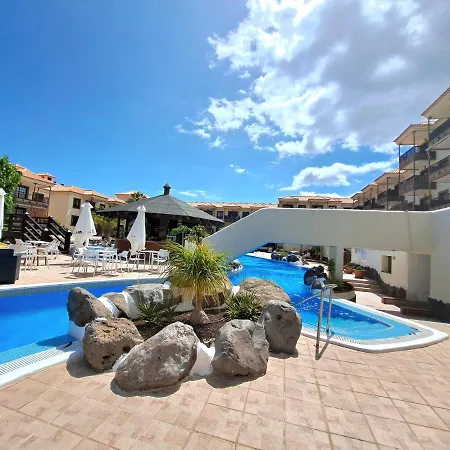 Cozy Front Of The Ocean, With Espectacular View, Pool And Free Wifi In アパート