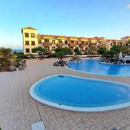 Cozy Front Of The Ocean, With Espectacular View, Pool And Free Wifi In アパート コスタ・デル・シレンチオ