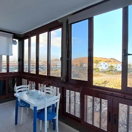 Cozy Front Of The Ocean, With Espectacular View, Pool And Free Wifi In アパート