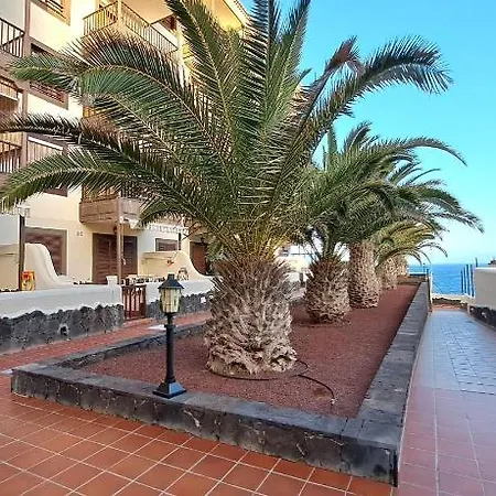 アパート Cozy Front Of The Ocean, With Espectacular View, Pool And Free Wifi In コスタ・デル・シレンチオ